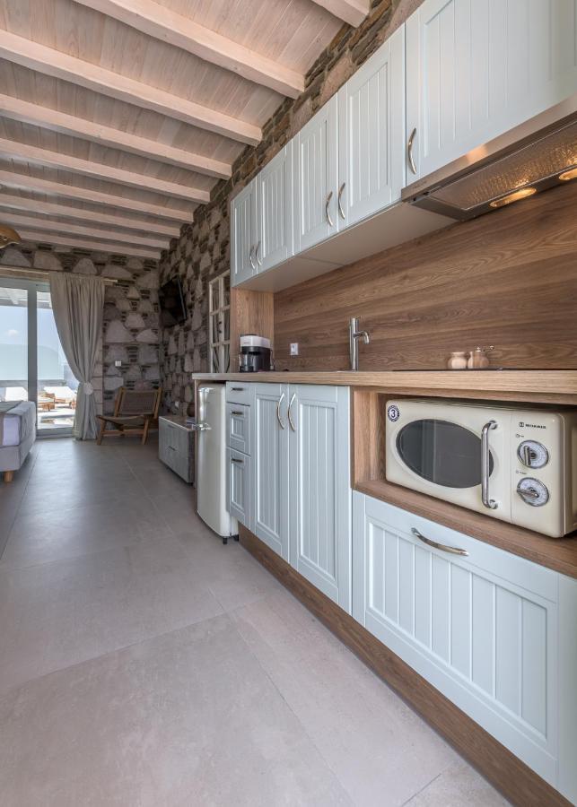 Hilltop Suites Milos Mytakas Exteriör bild